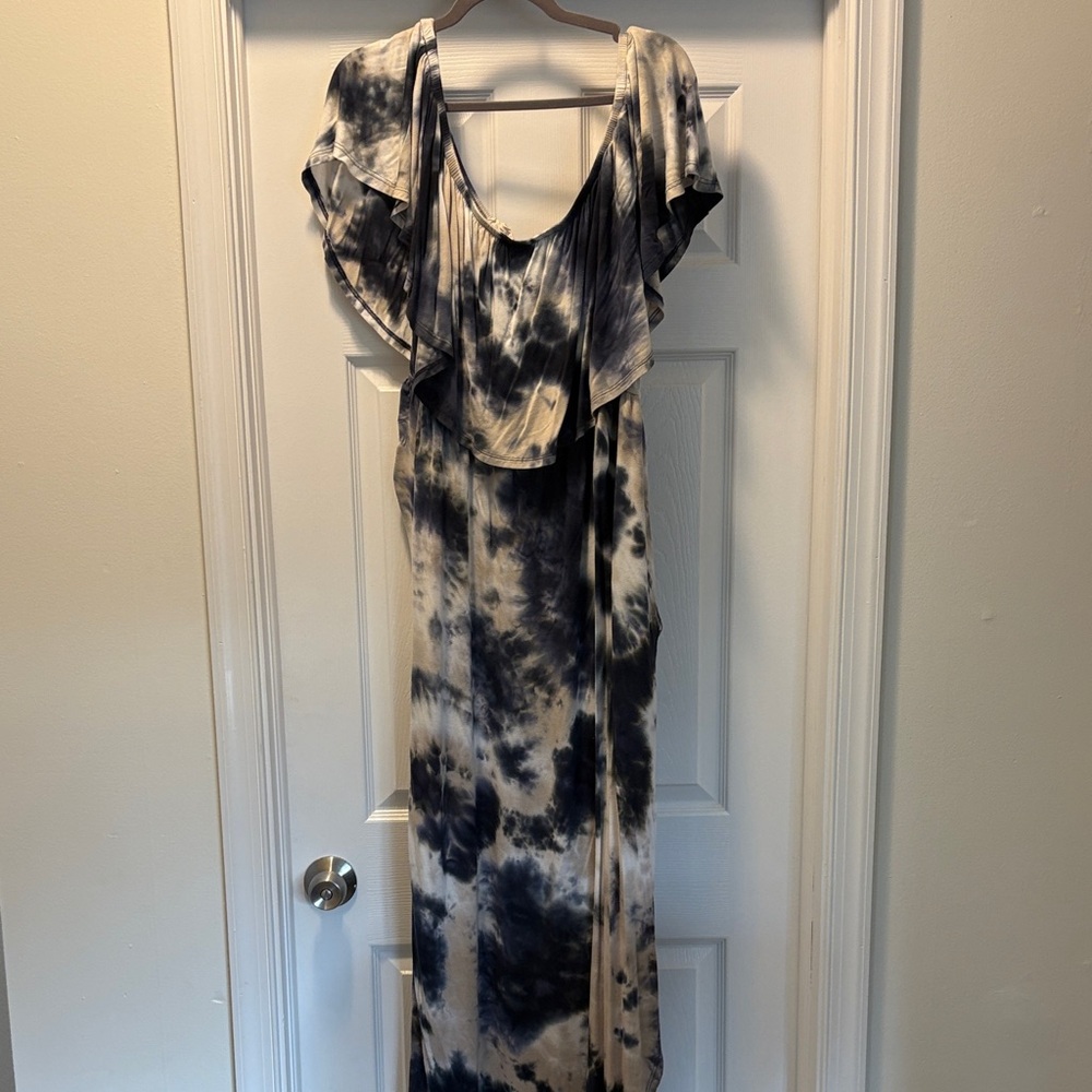 Sweet Love navy blue and Cream off the shoulder Maxi Dress